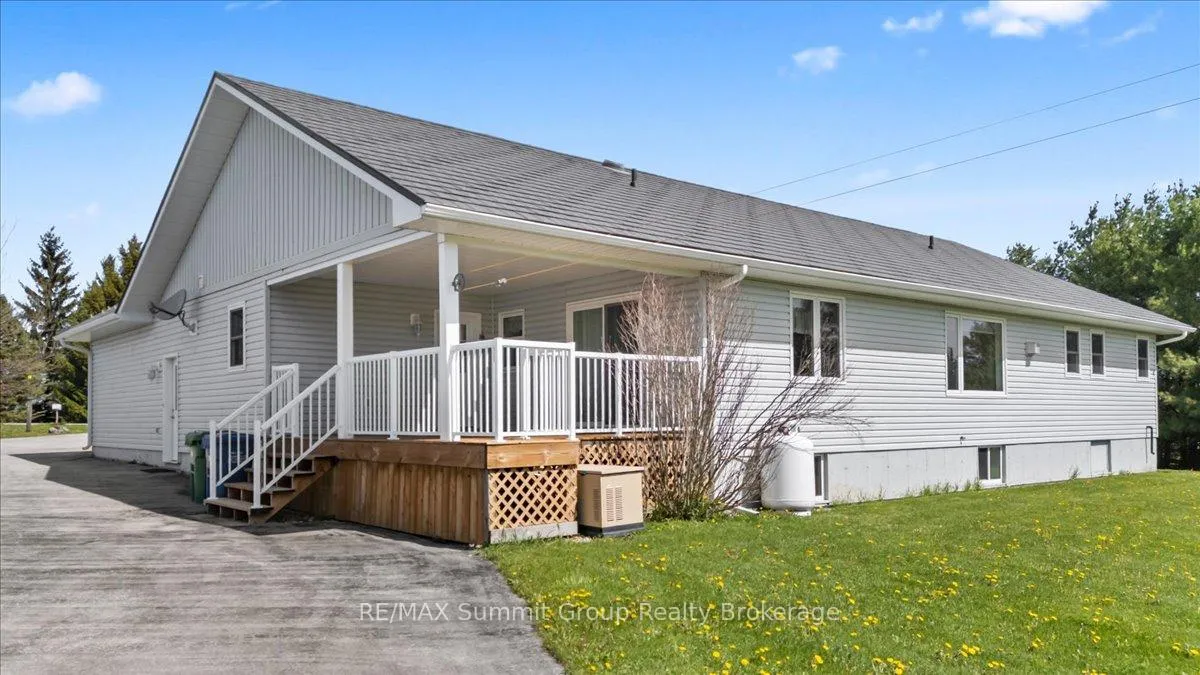 Photo 3 of 225518 Southgate 22 Road, Southgate — HOMEH
