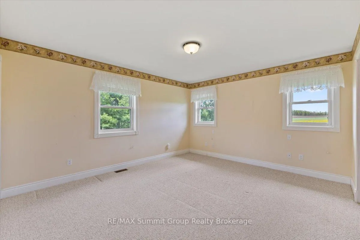 Photo 12 of 225518 Southgate 22 Road, Southgate — HOMEH