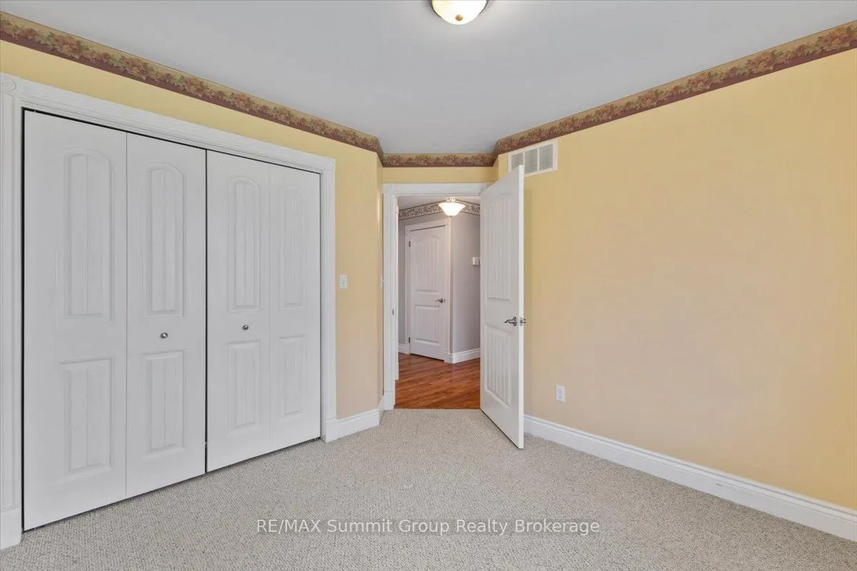 Photo 15 of 225518 Southgate 22 Road, Southgate — HOMEH