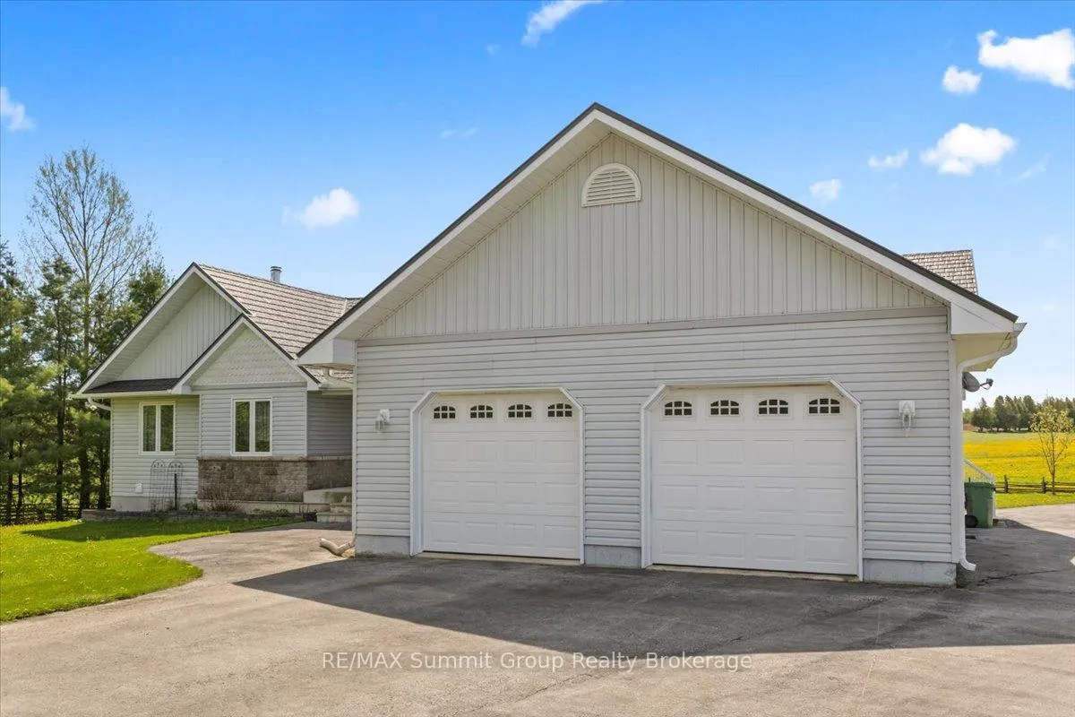 Photo 27 of 225518 Southgate 22 Road, Southgate — HOMEH