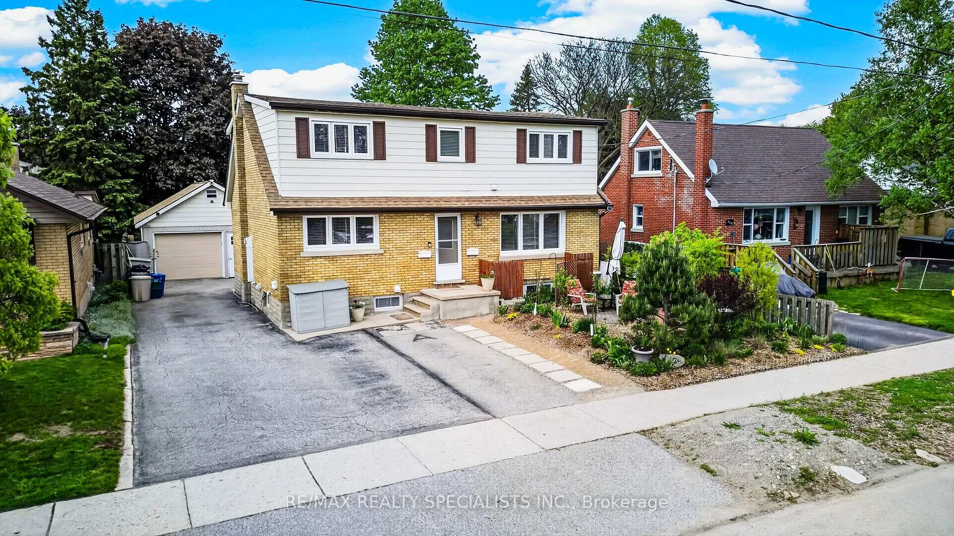 Photo 4 of 476 Prospect Avenue, Kitchener, Stanley Park/Centreville — HOMEH