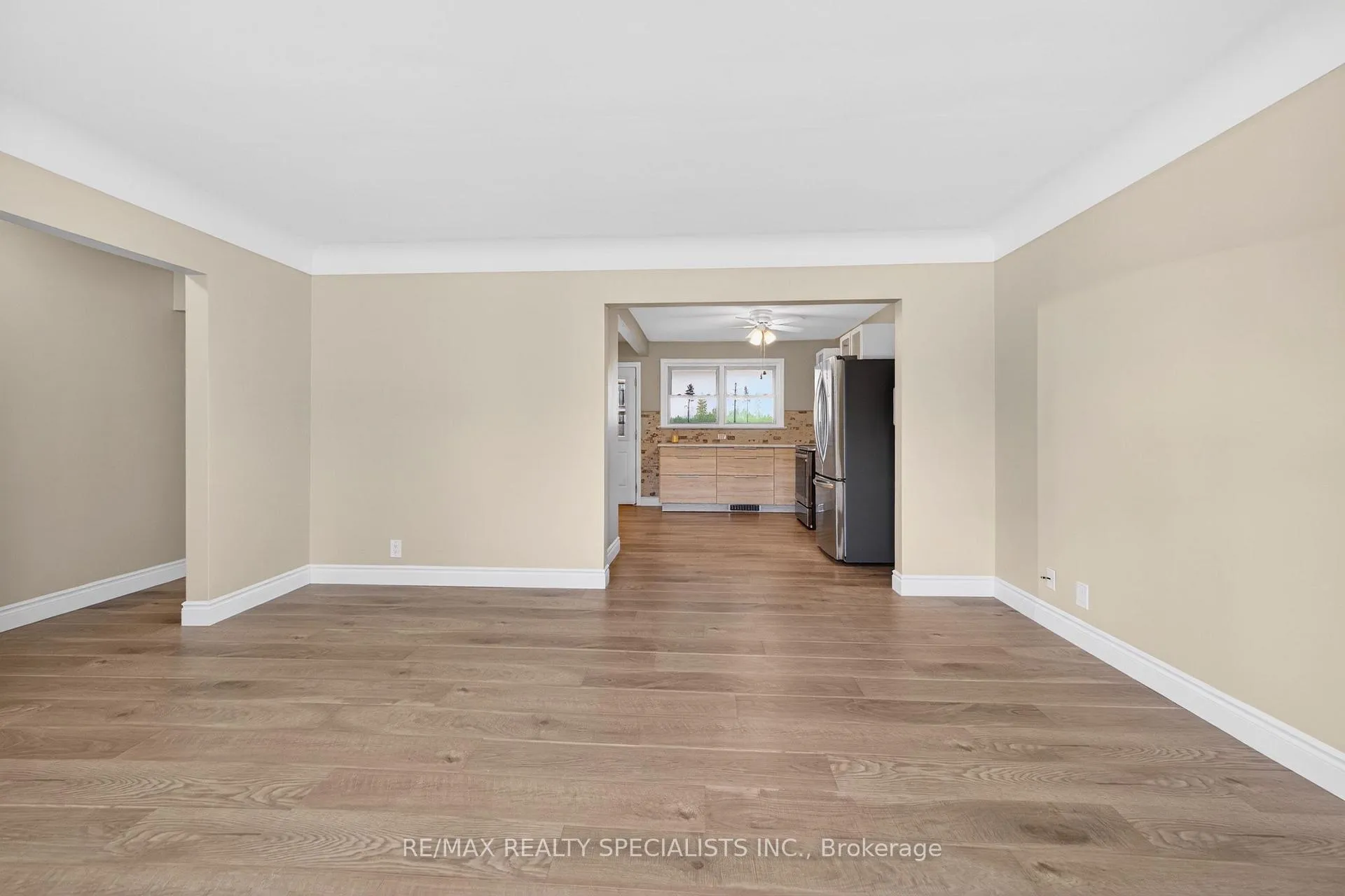 Photo 11 of 476 Prospect Avenue, Kitchener, Stanley Park/Centreville — HOMEH