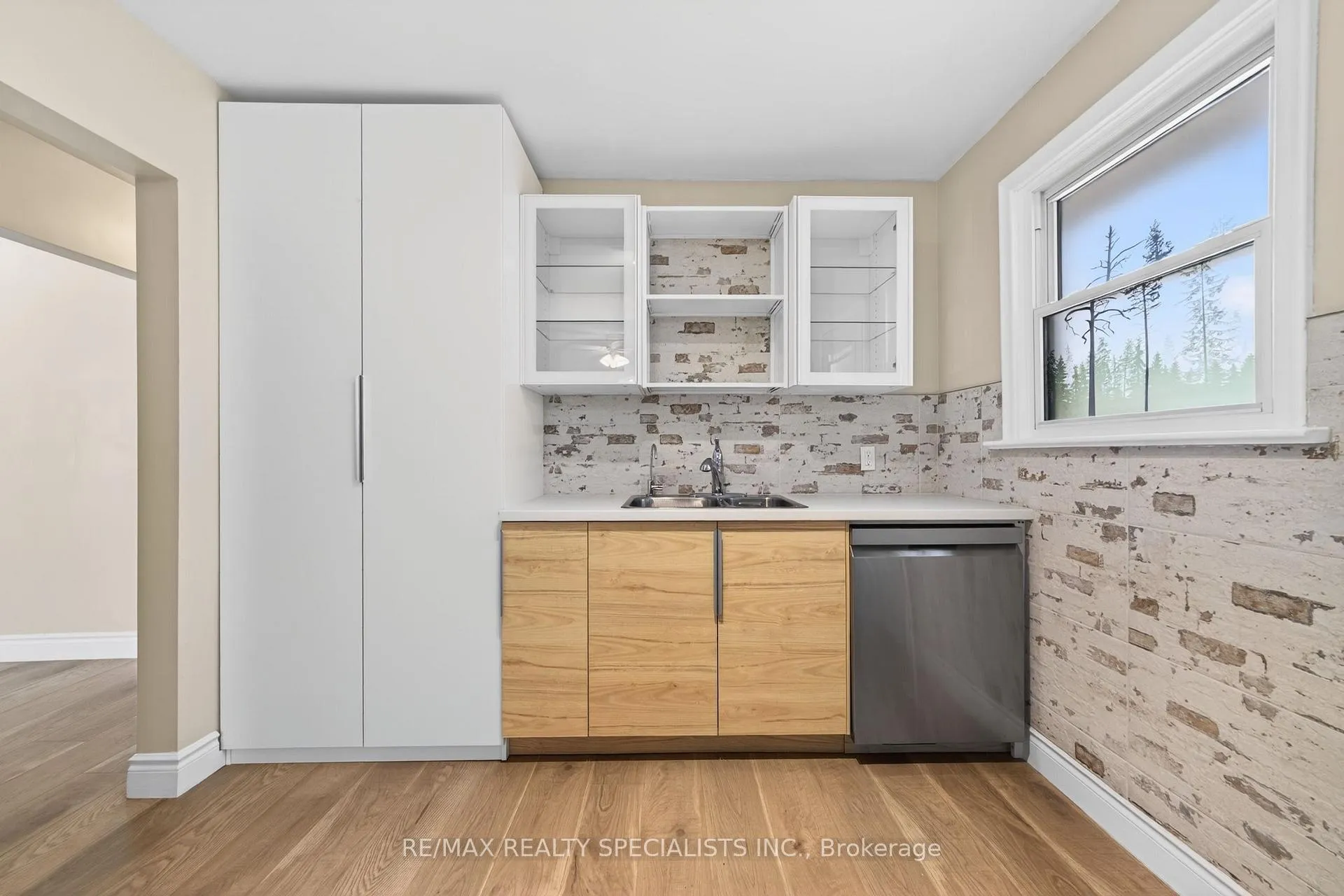 Photo 16 of 476 Prospect Avenue, Kitchener, Stanley Park/Centreville — HOMEH