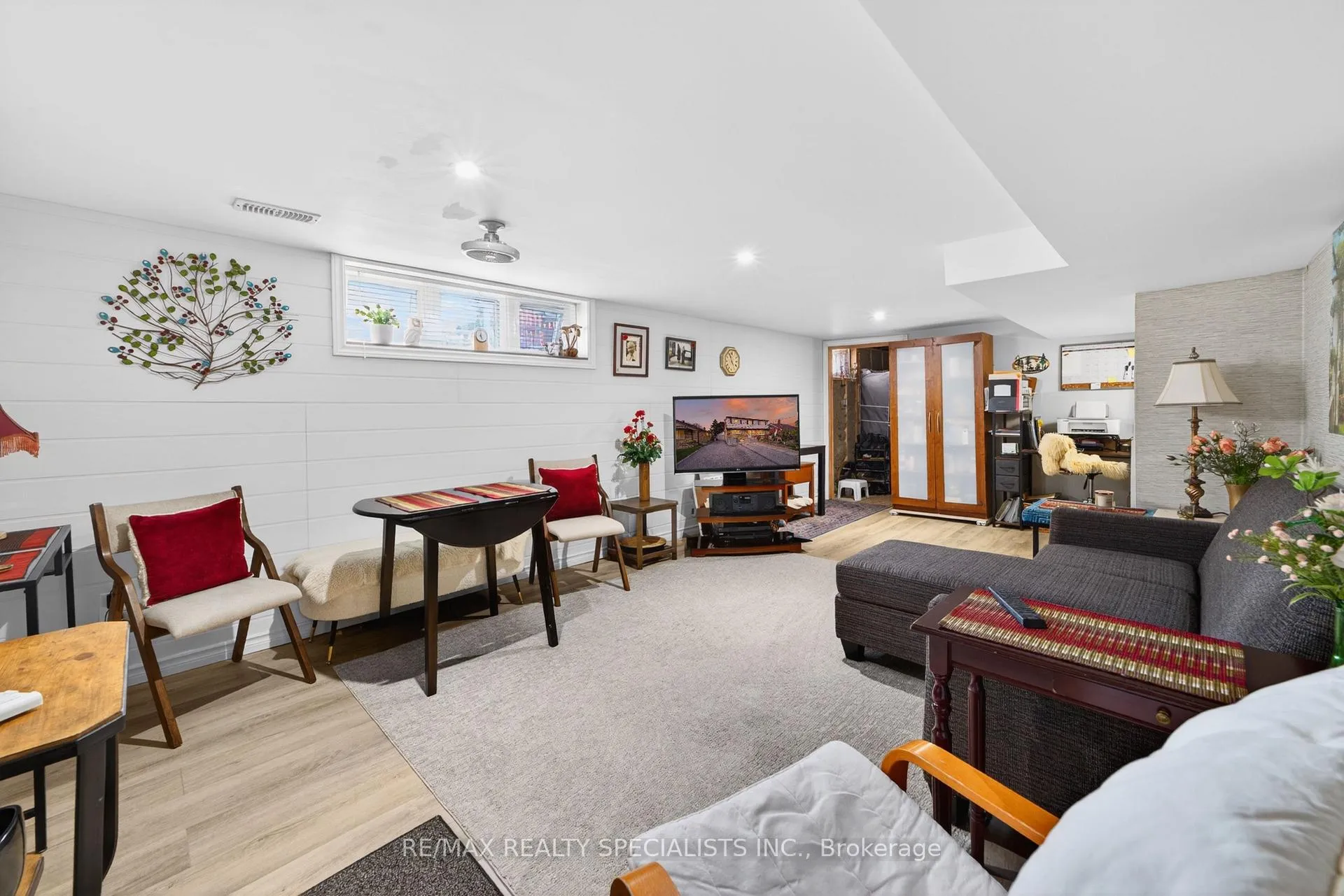 Photo 40 of 476 Prospect Avenue, Kitchener, Stanley Park/Centreville — HOMEH