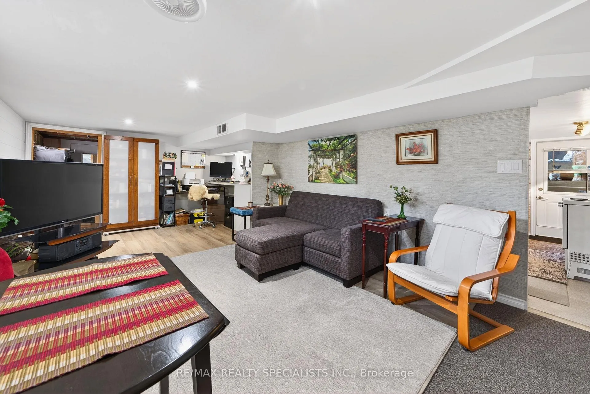 Photo 43 of 476 Prospect Avenue, Kitchener, Stanley Park/Centreville — HOMEH