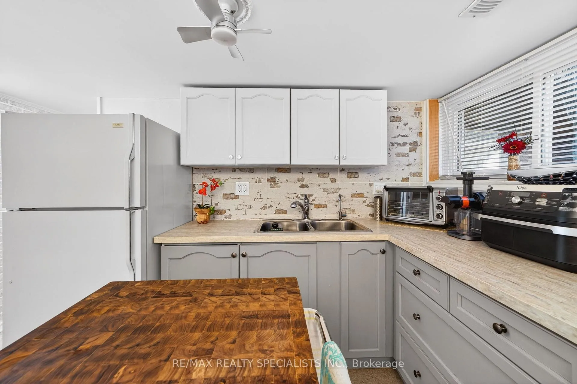Photo 45 of 476 Prospect Avenue, Kitchener, Stanley Park/Centreville — HOMEH