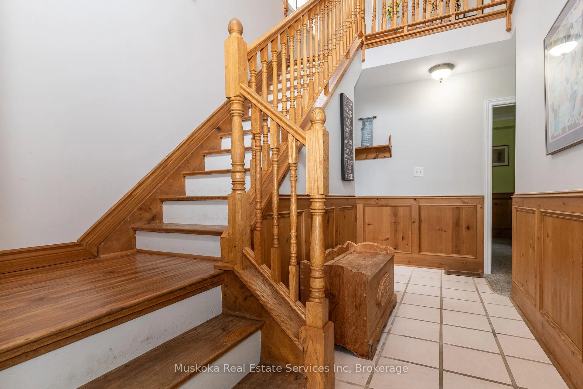 Photo 12 of 250 Wapaska Crescent, Gravenhurst, Muskoka (S) — HOMEH