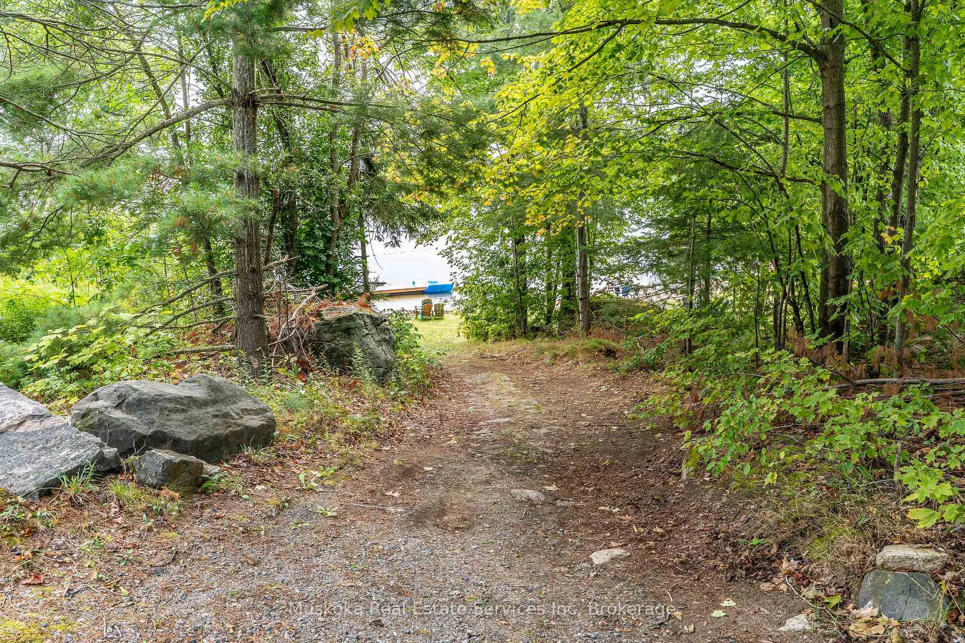 Photo 23 of 250 Wapaska Crescent, Gravenhurst, Muskoka (S) — HOMEH