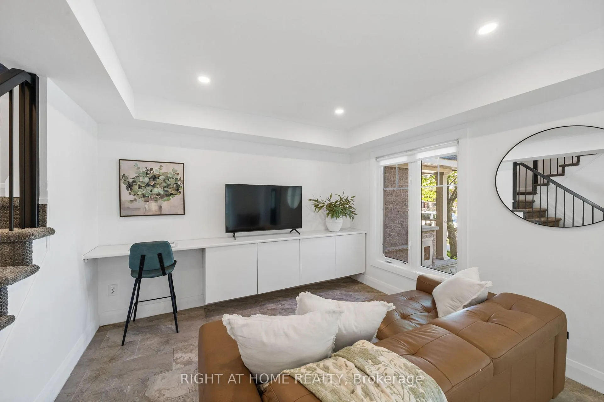 Photo 6 of 2217 River Mist Road, Ottawa, Barrhaven - Half Moon Bay — HOMEH