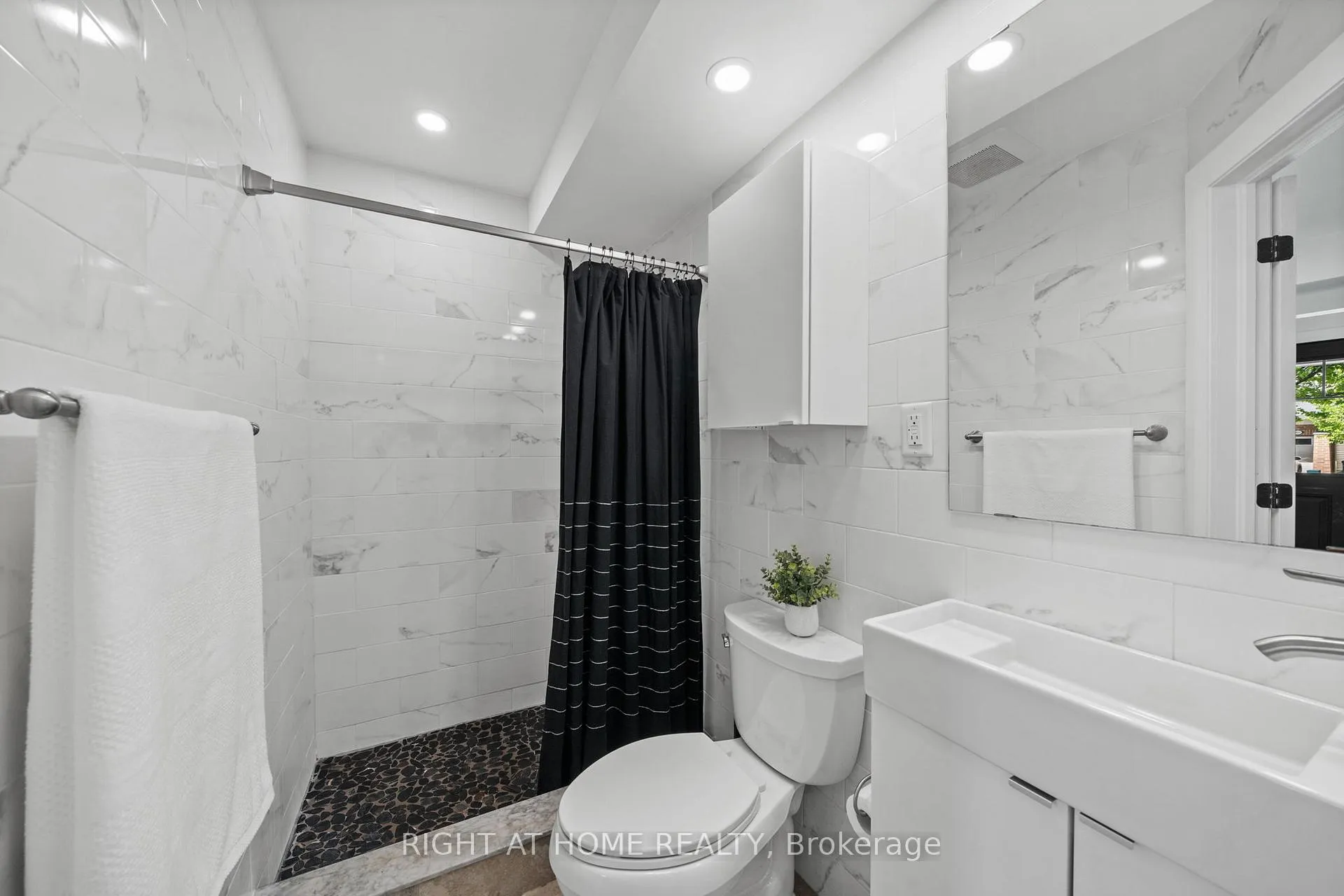 Photo 7 of 2217 River Mist Road, Ottawa, Barrhaven - Half Moon Bay — HOMEH