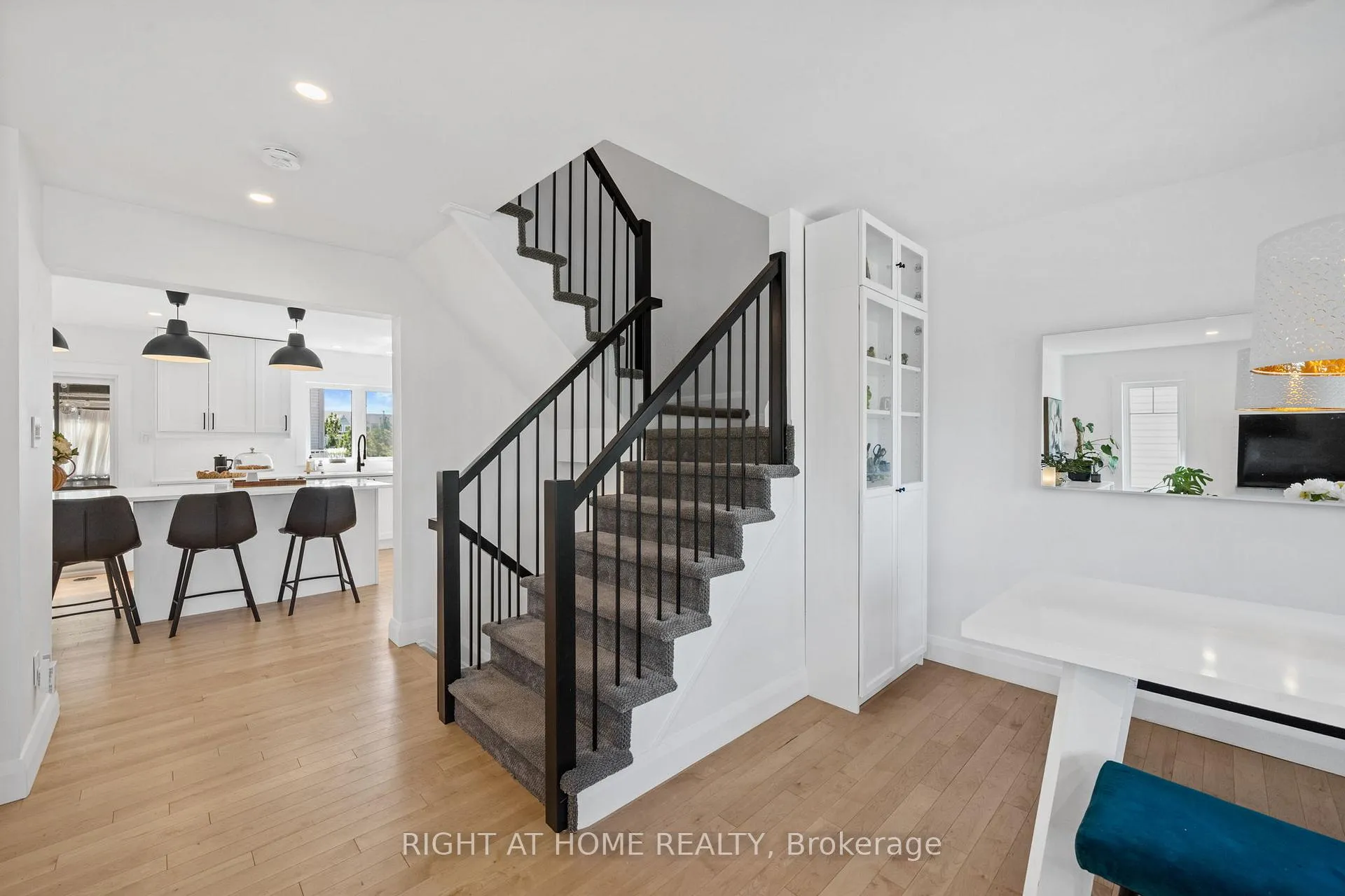 Photo 11 of 2217 River Mist Road, Ottawa, Barrhaven - Half Moon Bay — HOMEH