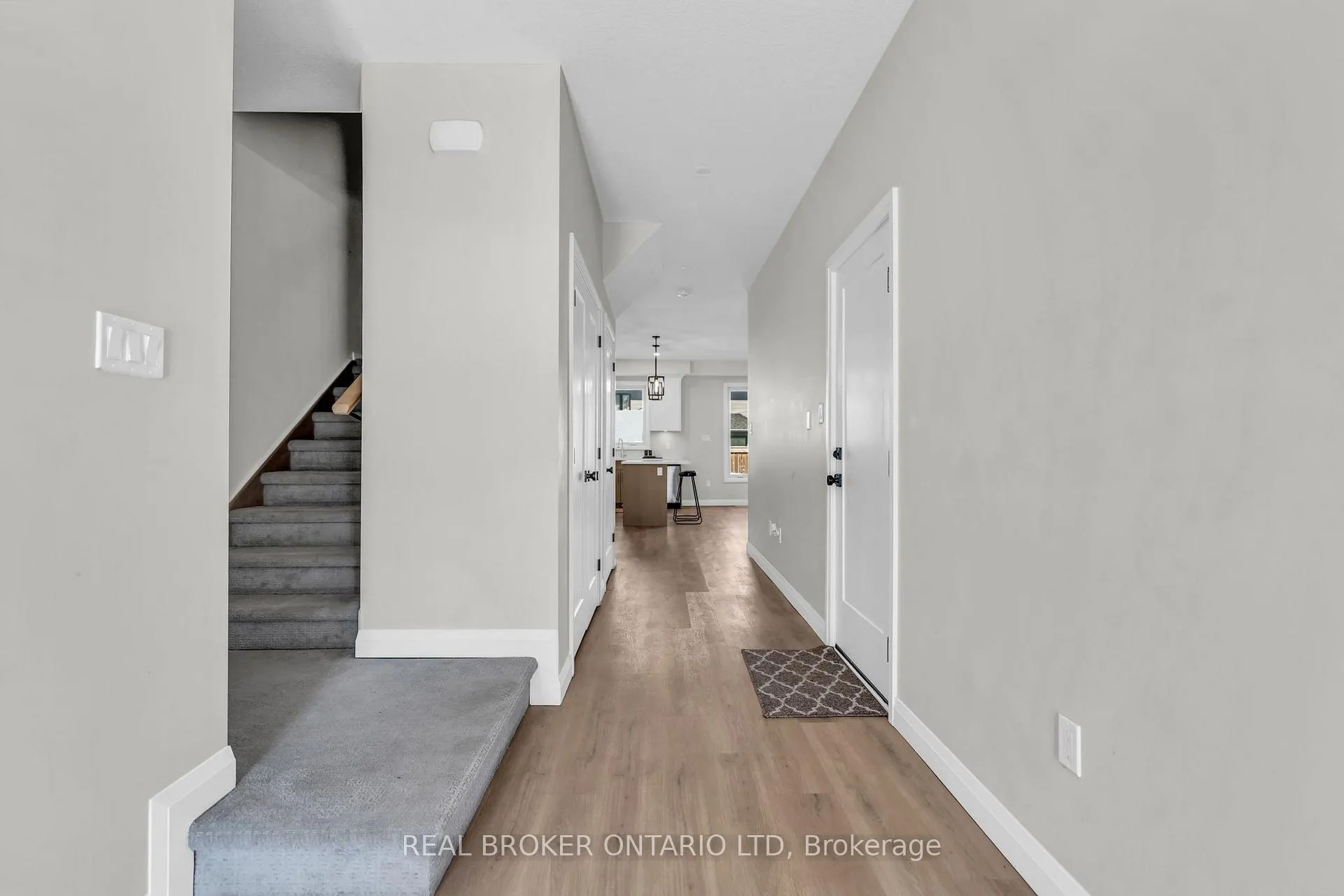 Photo 7 of Unit 106, 93 Stonefield Lane, Middlesex Centre, Ilderton — HOMEH