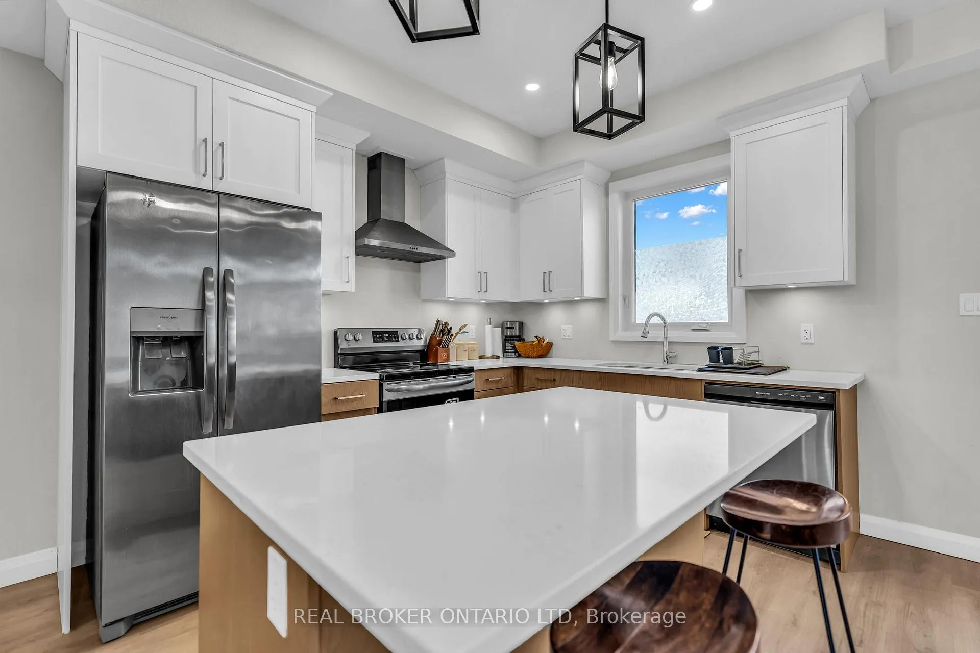 Photo 9 of Unit 106, 93 Stonefield Lane, Middlesex Centre, Ilderton — HOMEH