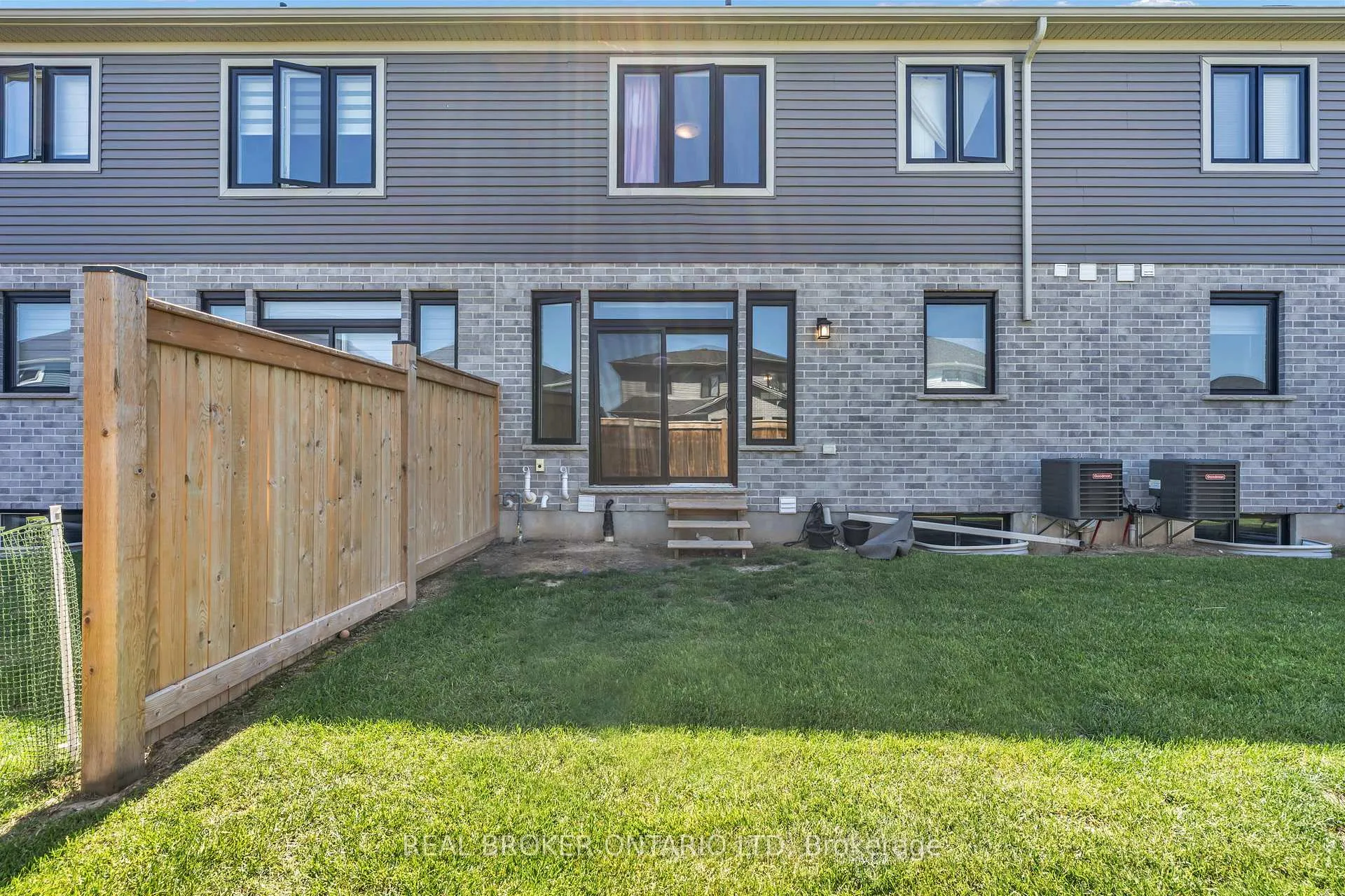 Photo 24 of Unit 106, 93 Stonefield Lane, Middlesex Centre, Ilderton — HOMEH