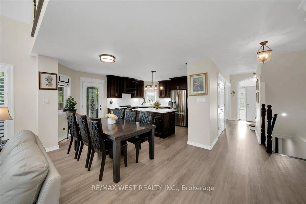 Photo 10 of Unit 2, 2 Reddington Drive, Caledon, Rural Caledon — HOMEH