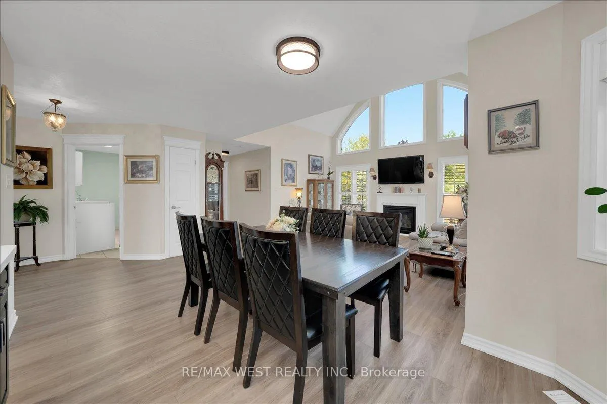 Photo 14 of Unit 2, 2 Reddington Drive, Caledon, Rural Caledon — HOMEH