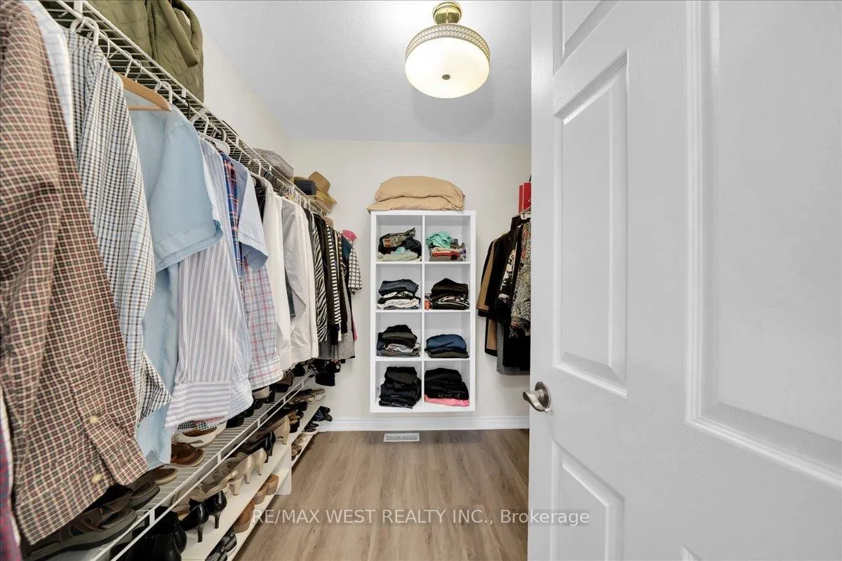 Photo 23 of Unit 2, 2 Reddington Drive, Caledon, Rural Caledon — HOMEH