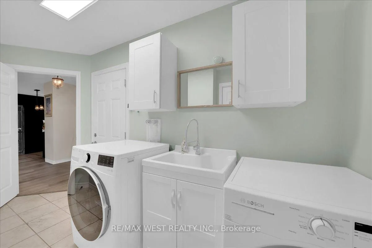 Photo 26 of Unit 2, 2 Reddington Drive, Caledon, Rural Caledon — HOMEH