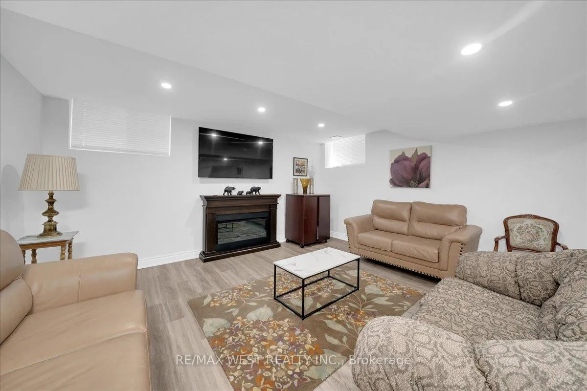Photo 36 of Unit 2, 2 Reddington Drive, Caledon, Rural Caledon — HOMEH