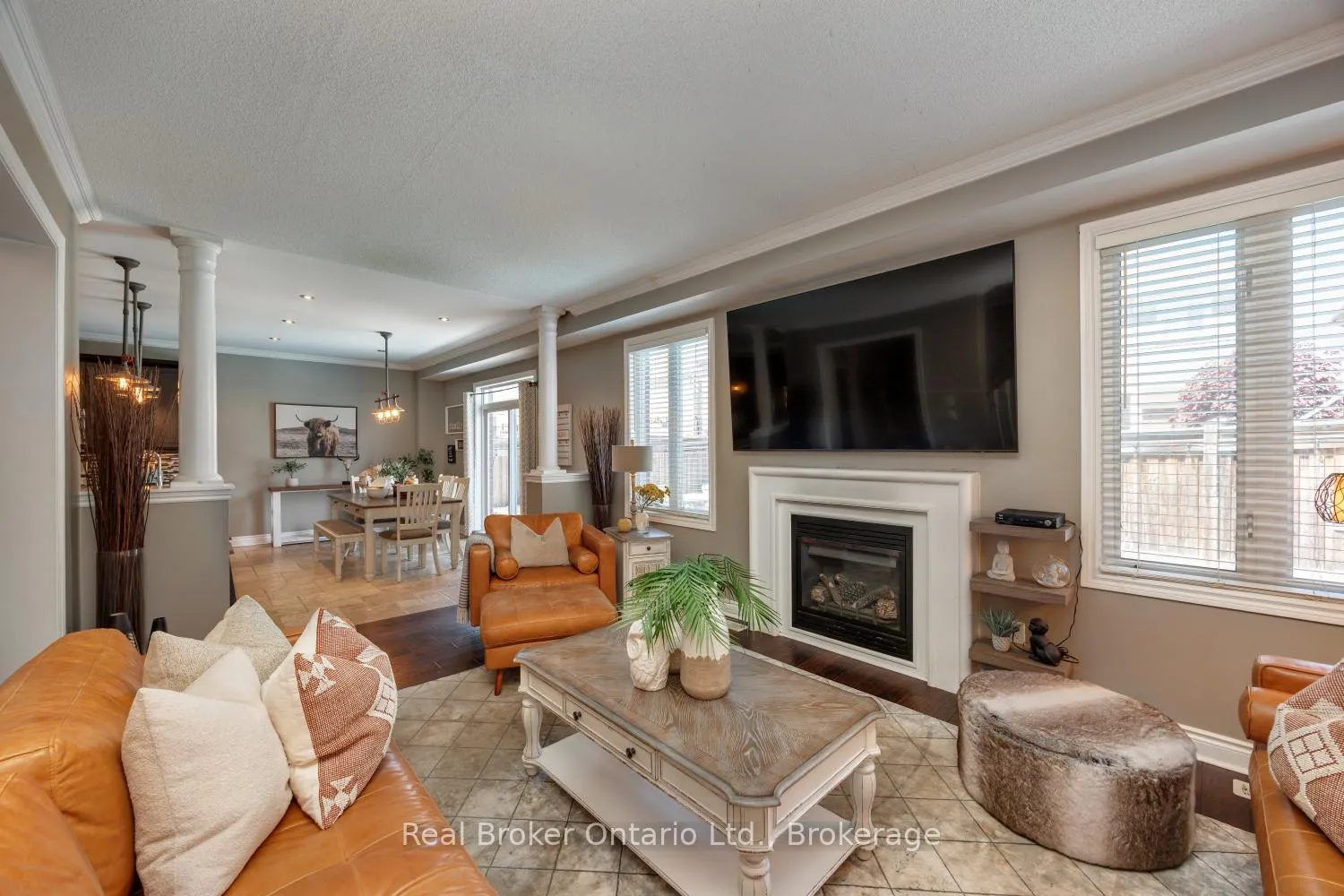 Photo 17 of 42 Ted Miller Crescent, Clarington, Bowmanville — HOMEH