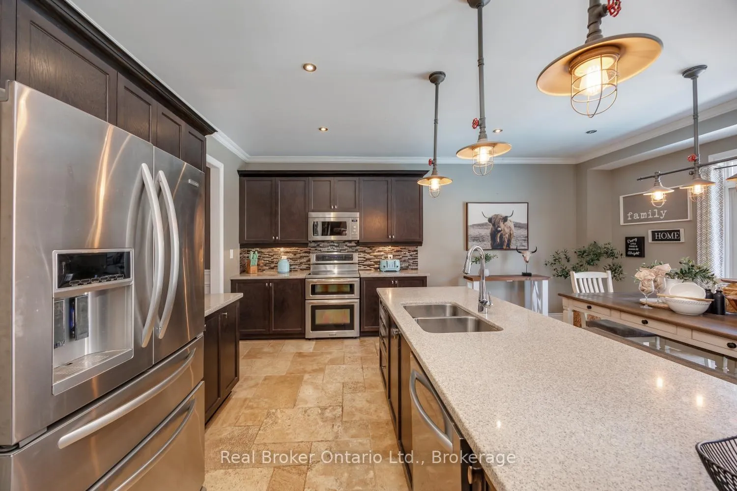Photo 21 of 42 Ted Miller Crescent, Clarington, Bowmanville — HOMEH