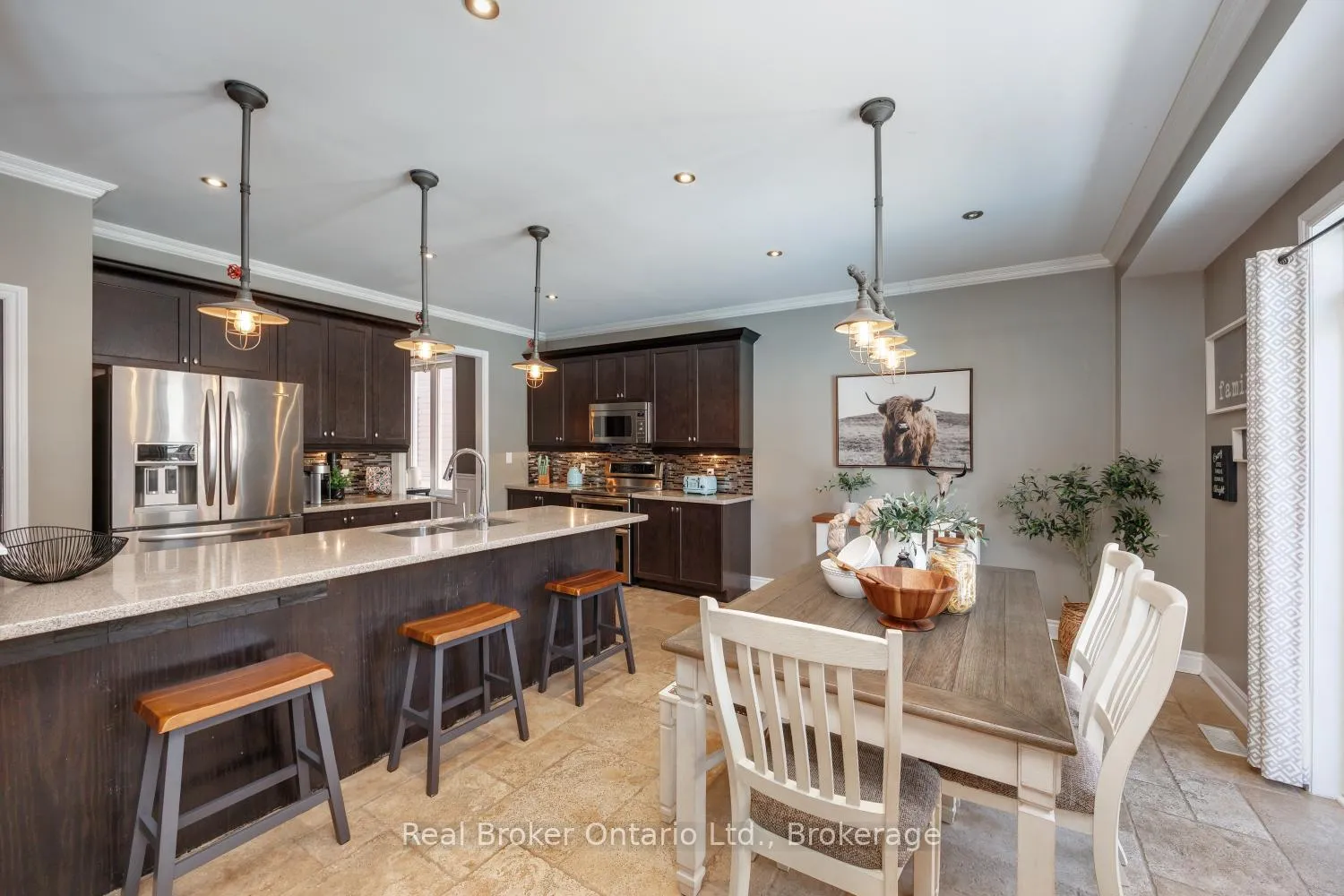 Photo 22 of 42 Ted Miller Crescent, Clarington, Bowmanville — HOMEH