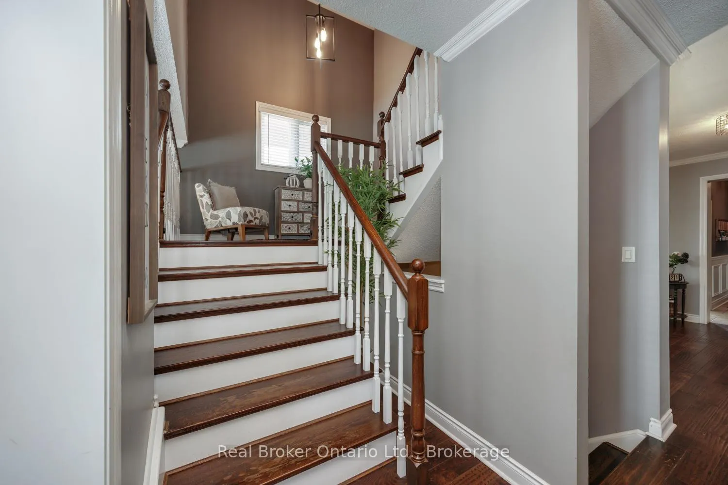 Photo 26 of 42 Ted Miller Crescent, Clarington, Bowmanville — HOMEH