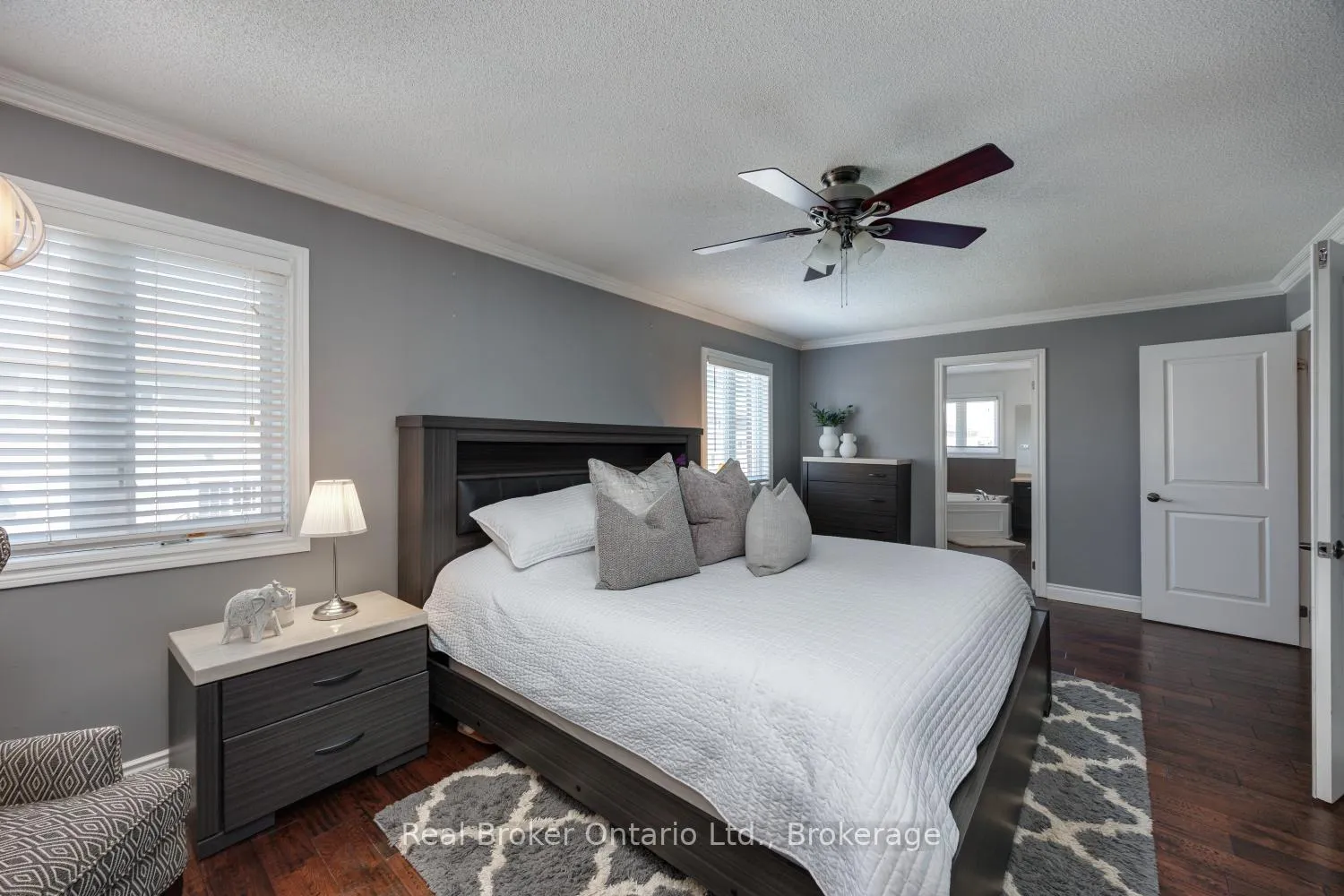 Photo 30 of 42 Ted Miller Crescent, Clarington, Bowmanville — HOMEH
