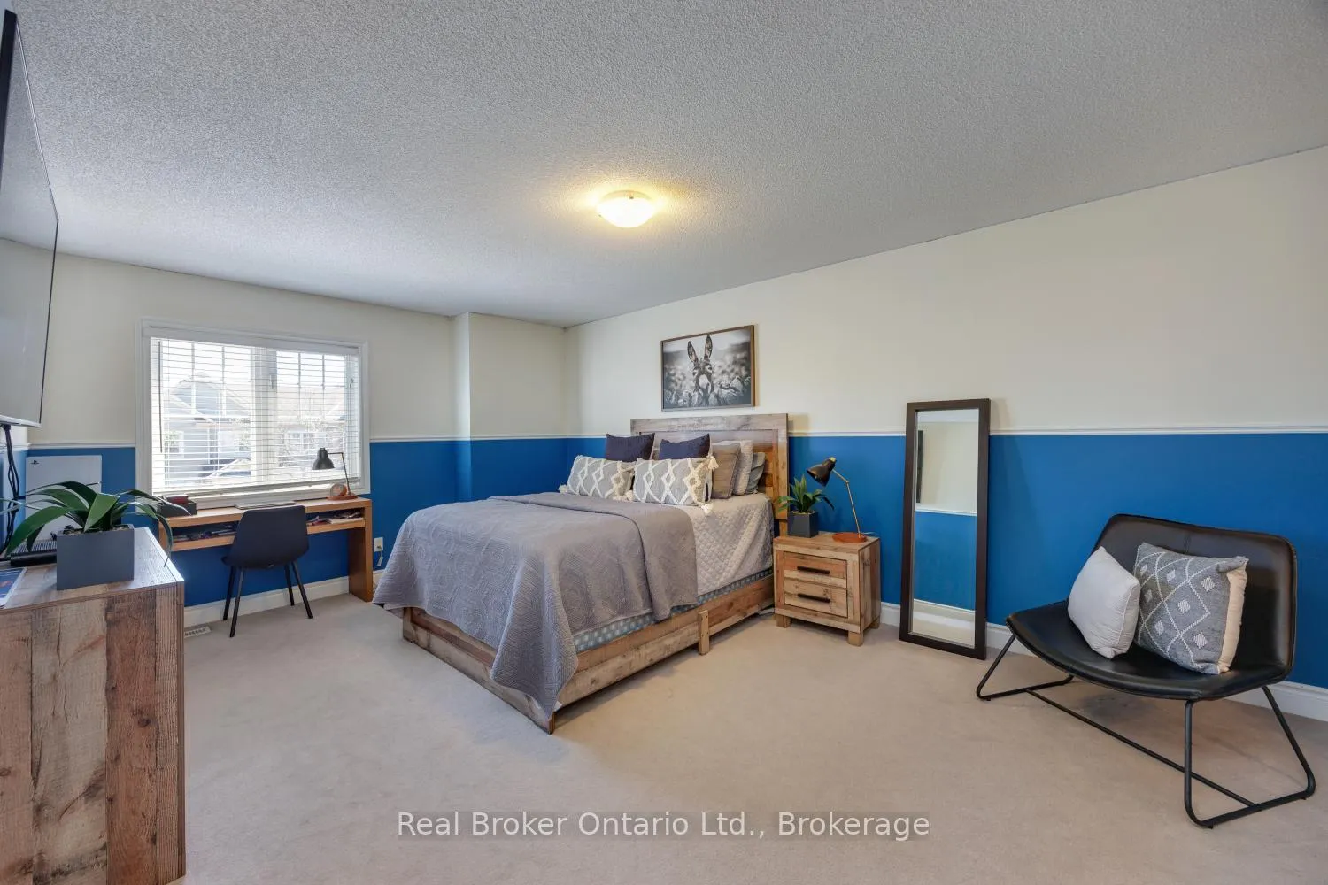 Photo 32 of 42 Ted Miller Crescent, Clarington, Bowmanville — HOMEH