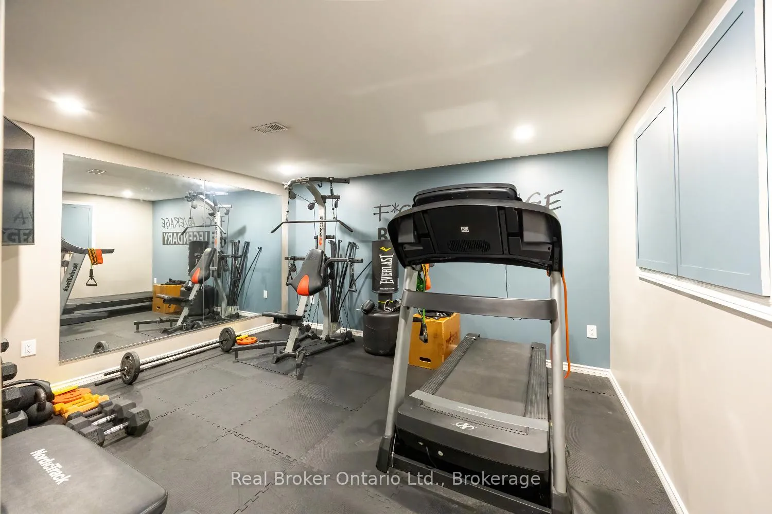 Photo 44 of 42 Ted Miller Crescent, Clarington, Bowmanville — HOMEH