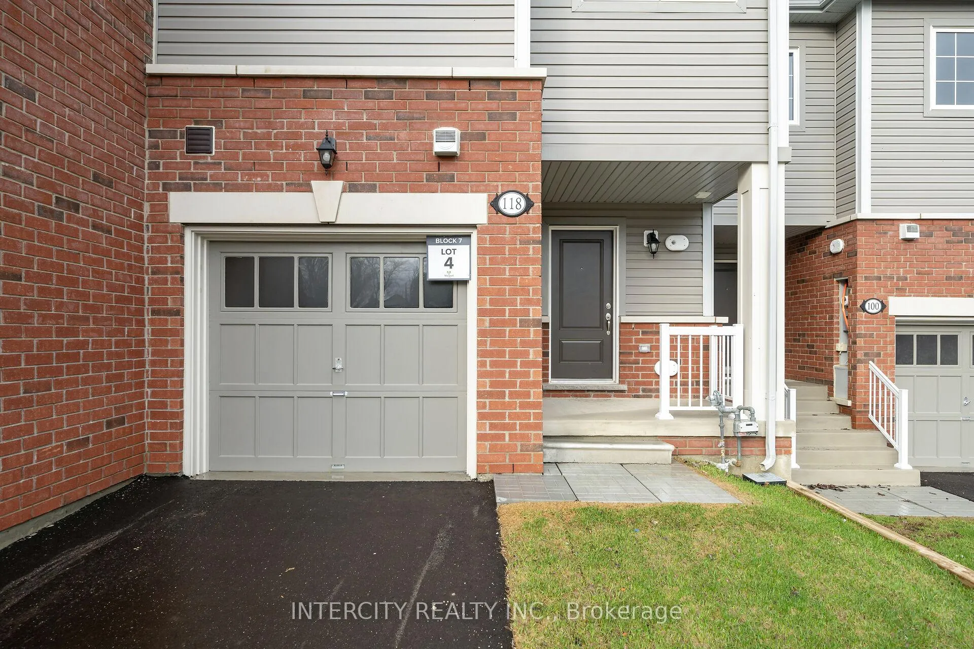 Photo 2 of Unit Blk 7 Unit 4, 118 Gordon Street, Shelburne — HOMEH