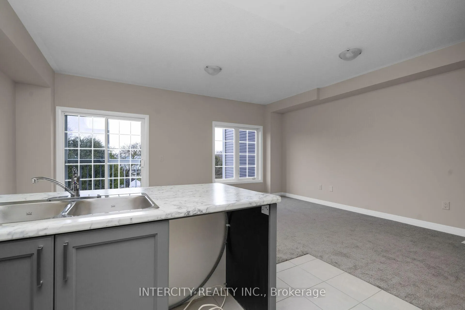 Photo 11 of Unit Blk 7 Unit 4, 118 Gordon Street, Shelburne — HOMEH