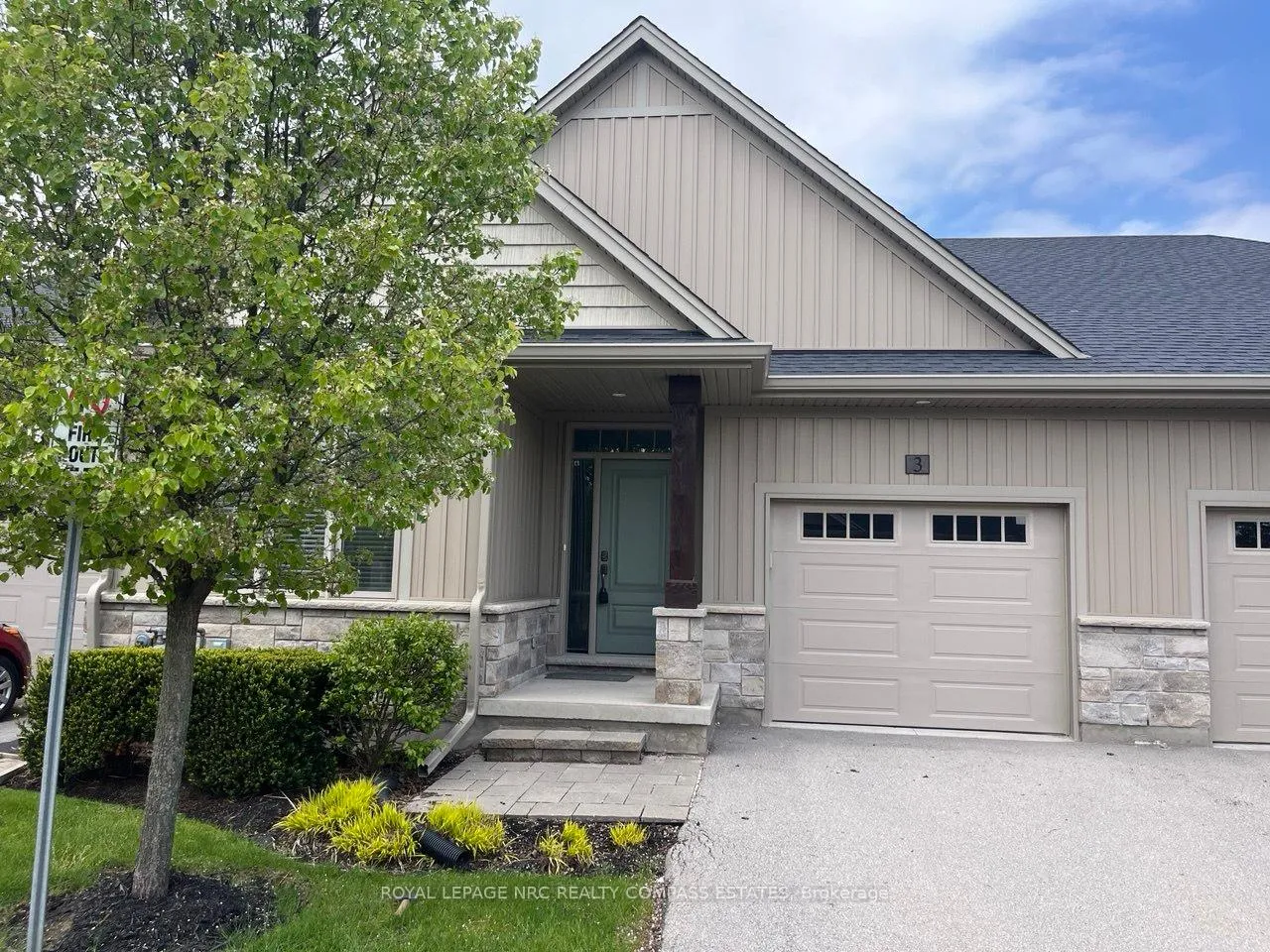 Photo 1 of 3 Tabitha Court, St. Catharines, Carlton/Bunting — HOMEH