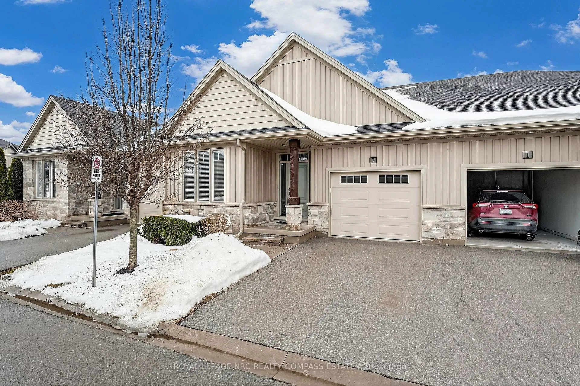 Photo 3 of 3 Tabitha Court, St. Catharines, Carlton/Bunting — HOMEH