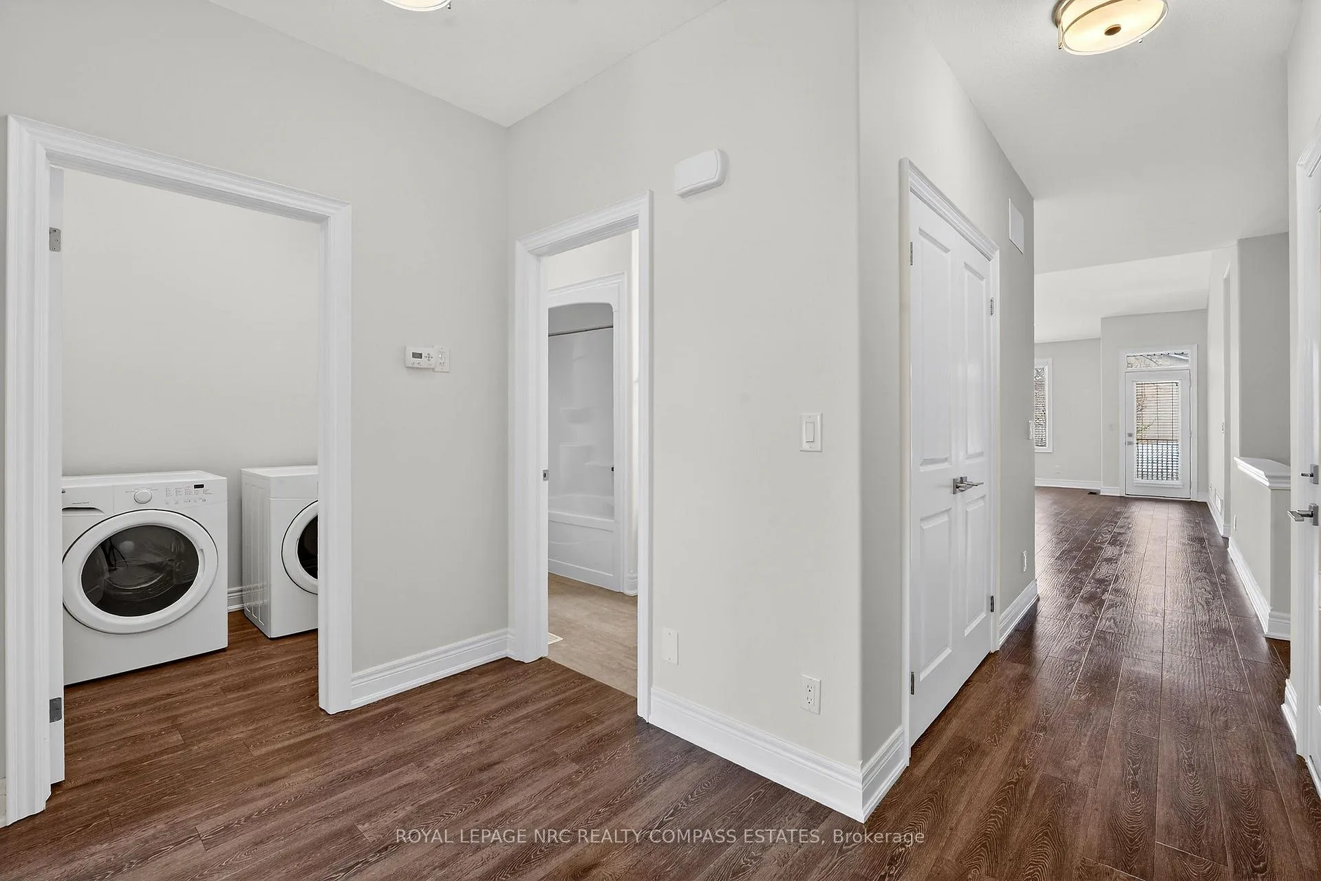 Photo 8 of 3 Tabitha Court, St. Catharines, Carlton/Bunting — HOMEH