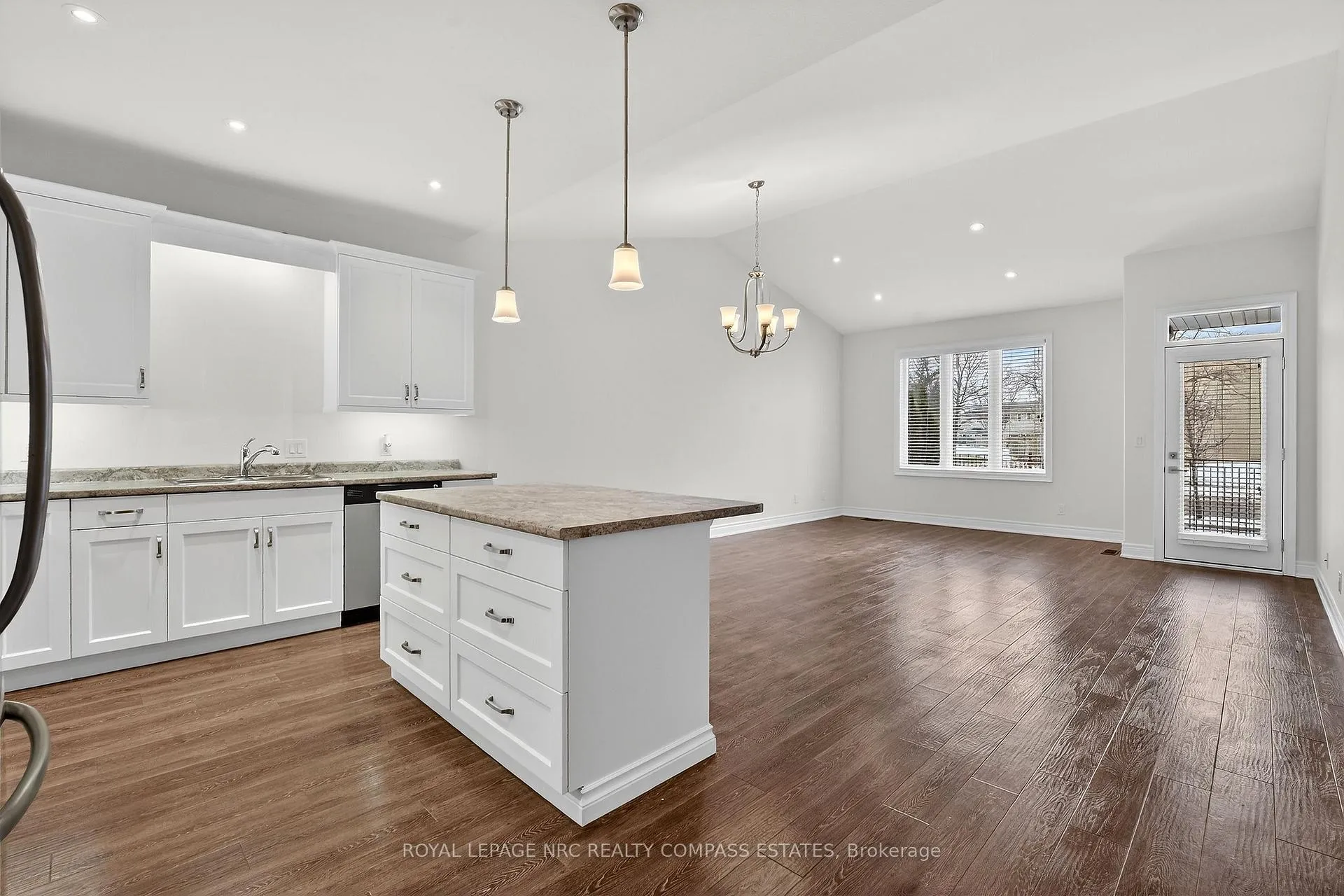 Photo 16 of 3 Tabitha Court, St. Catharines, Carlton/Bunting — HOMEH