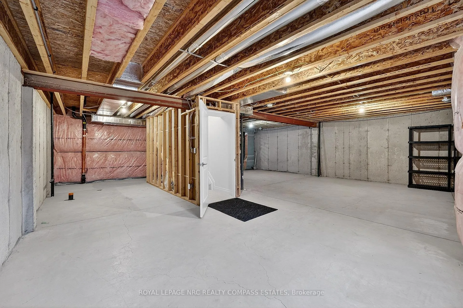 Photo 34 of 3 Tabitha Court, St. Catharines, Carlton/Bunting — HOMEH