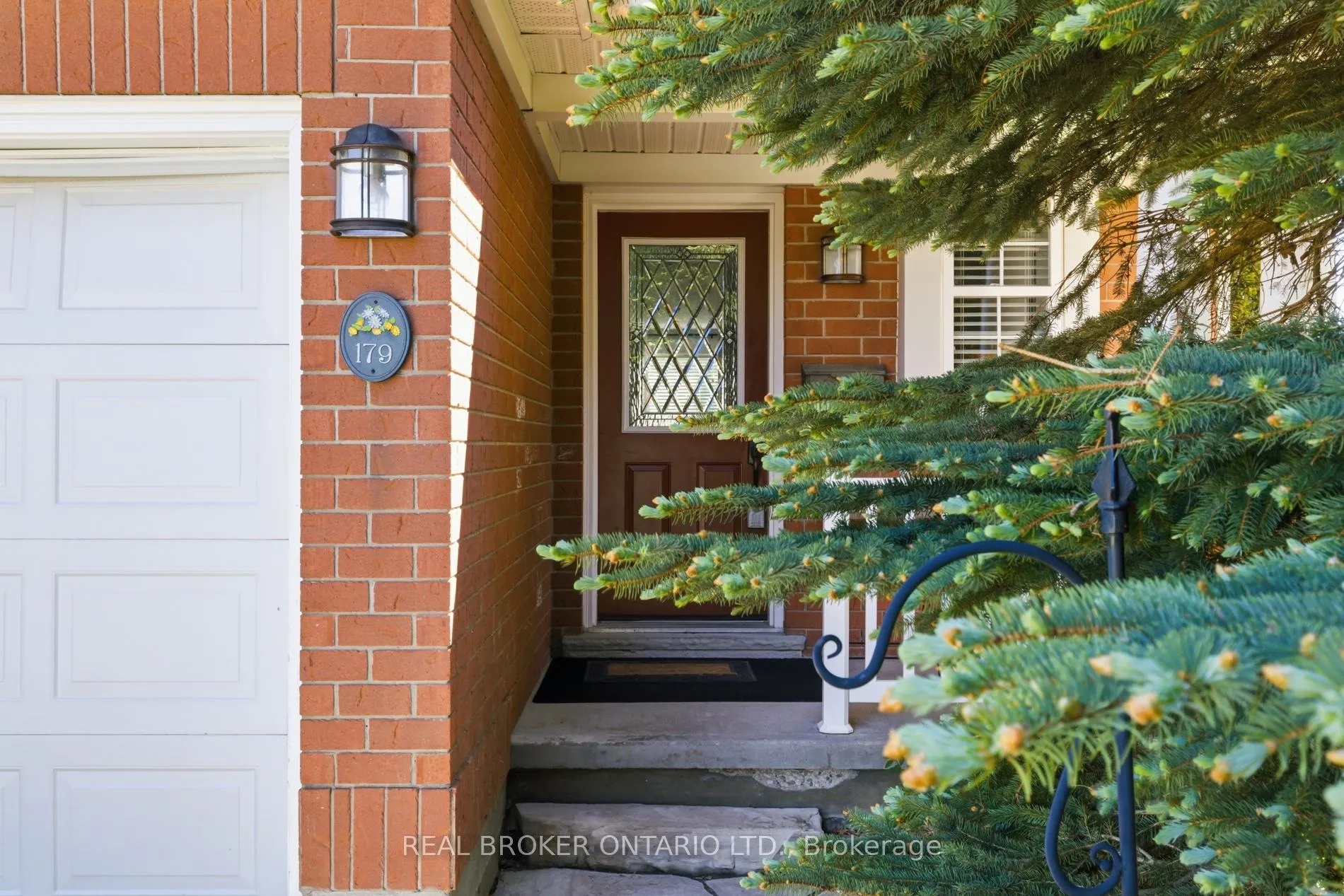 Photo 7 of 179 Dalecroft Place, Waterloo, Laurelwood — HOMEH