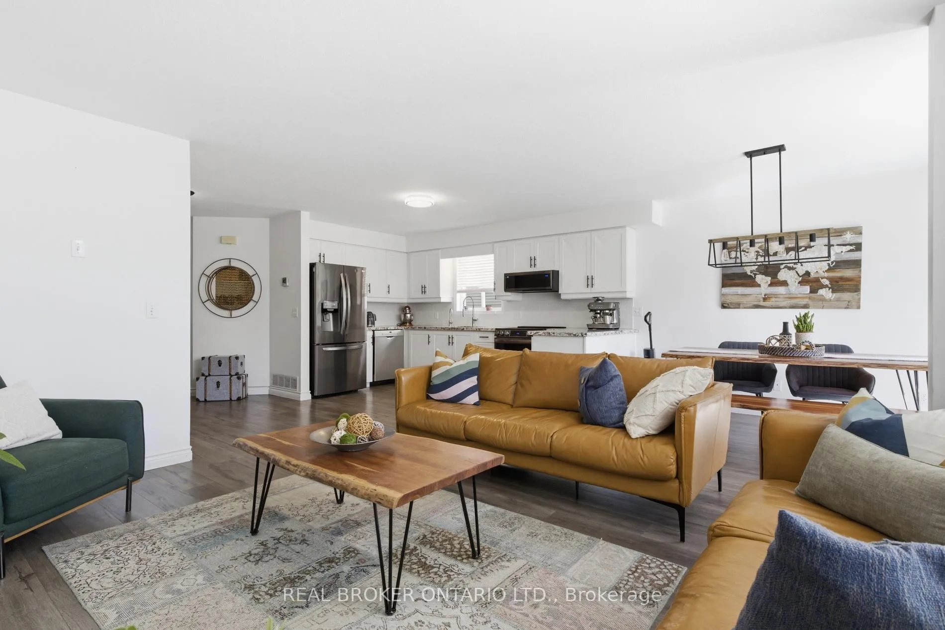 Photo 16 of 179 Dalecroft Place, Waterloo, Laurelwood — HOMEH