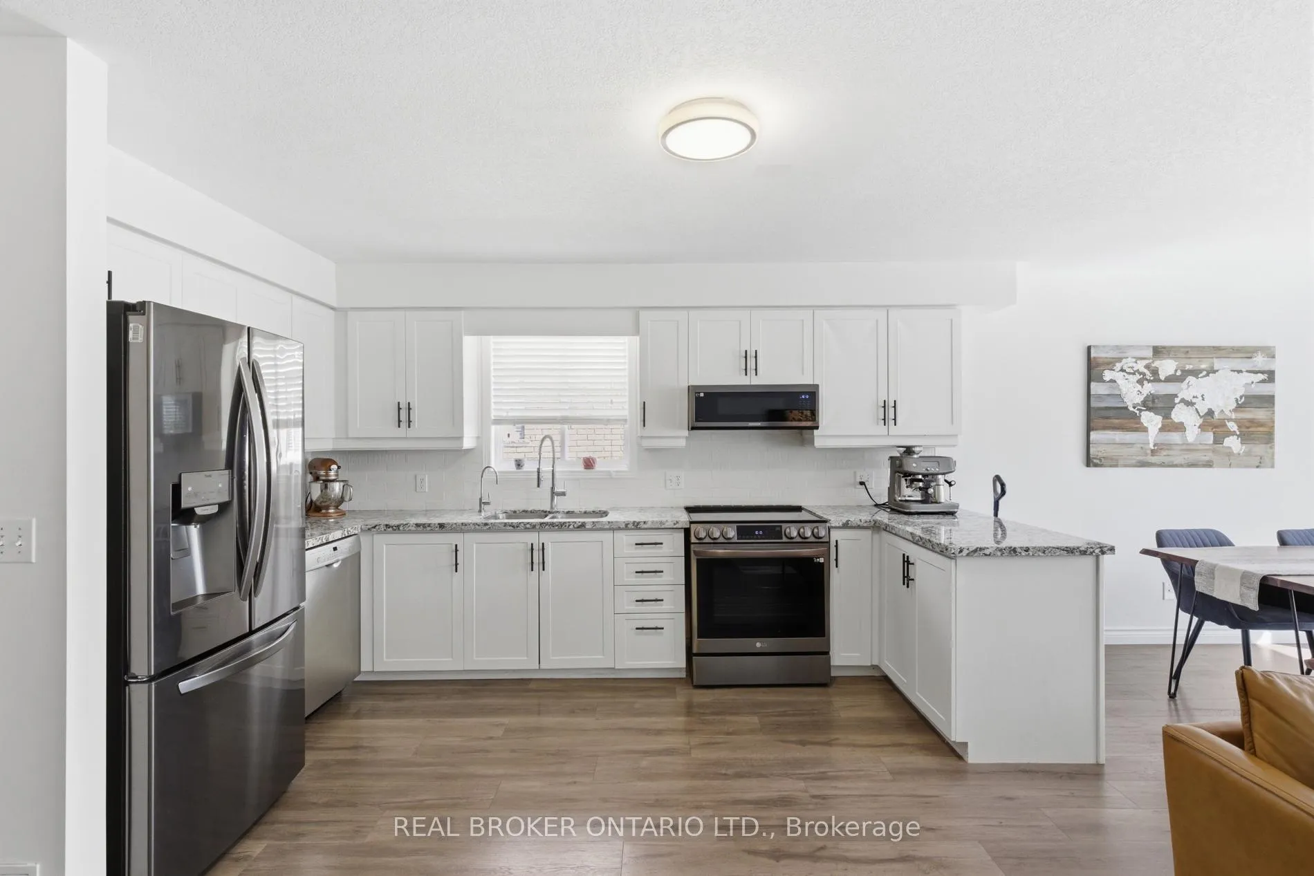 Photo 19 of 179 Dalecroft Place, Waterloo, Laurelwood — HOMEH