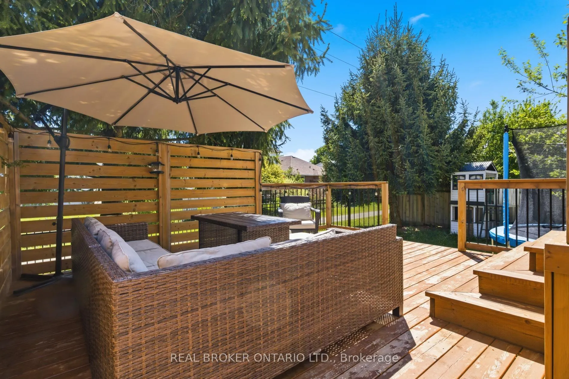 Photo 37 of 179 Dalecroft Place, Waterloo, Laurelwood — HOMEH
