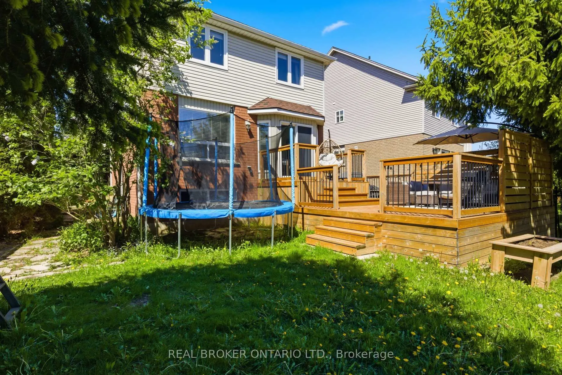 Photo 40 of 179 Dalecroft Place, Waterloo, Laurelwood — HOMEH