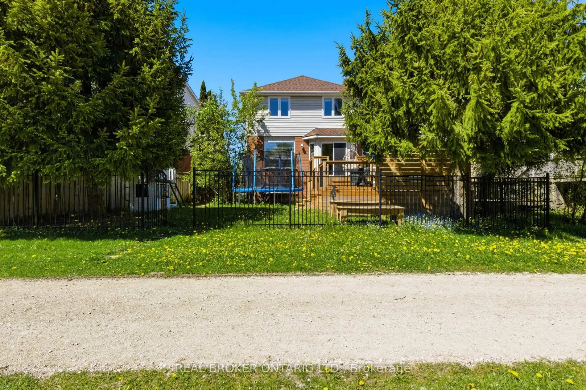 Photo 43 of 179 Dalecroft Place, Waterloo, Laurelwood — HOMEH