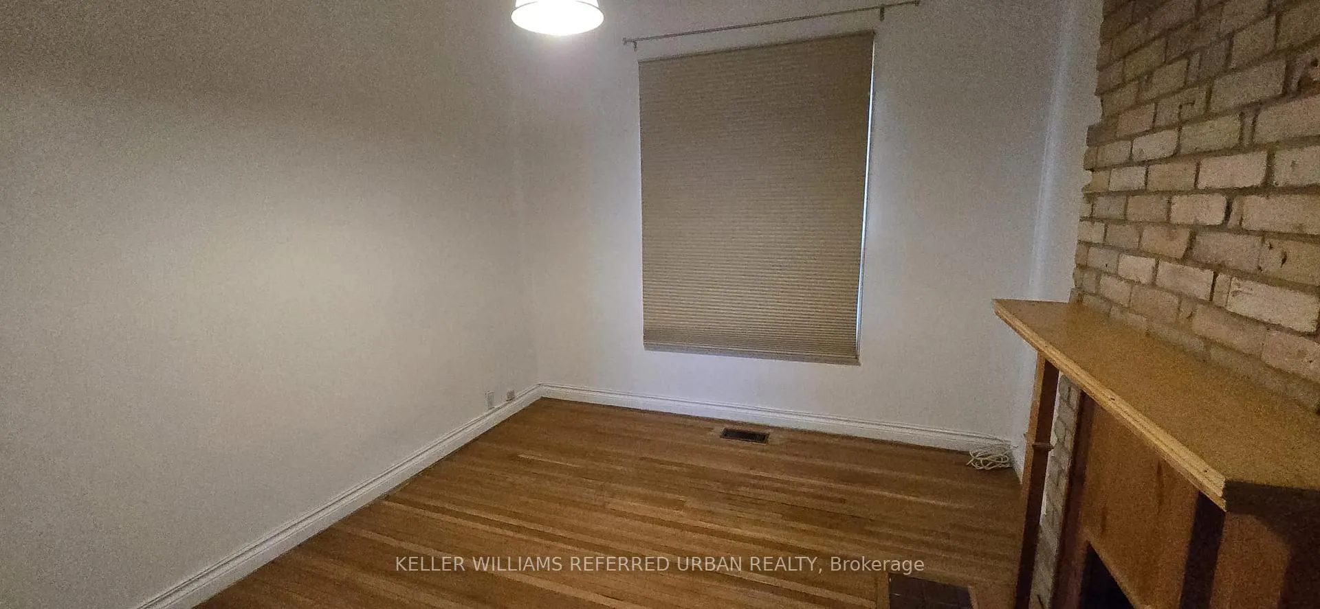Photo 3 of Unit Main, 237 Montrose Avenue, Toronto, Palmerston-Little Italy — HOMEH
