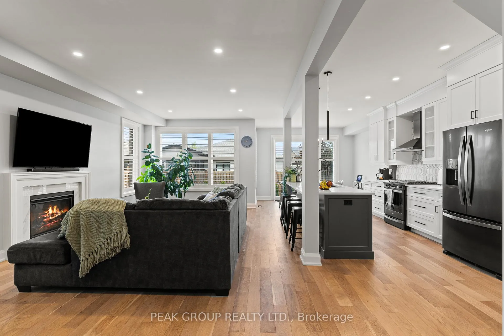 Photo 7 of 119 Susan Drive, Pelham, Fonthill — HOMEH