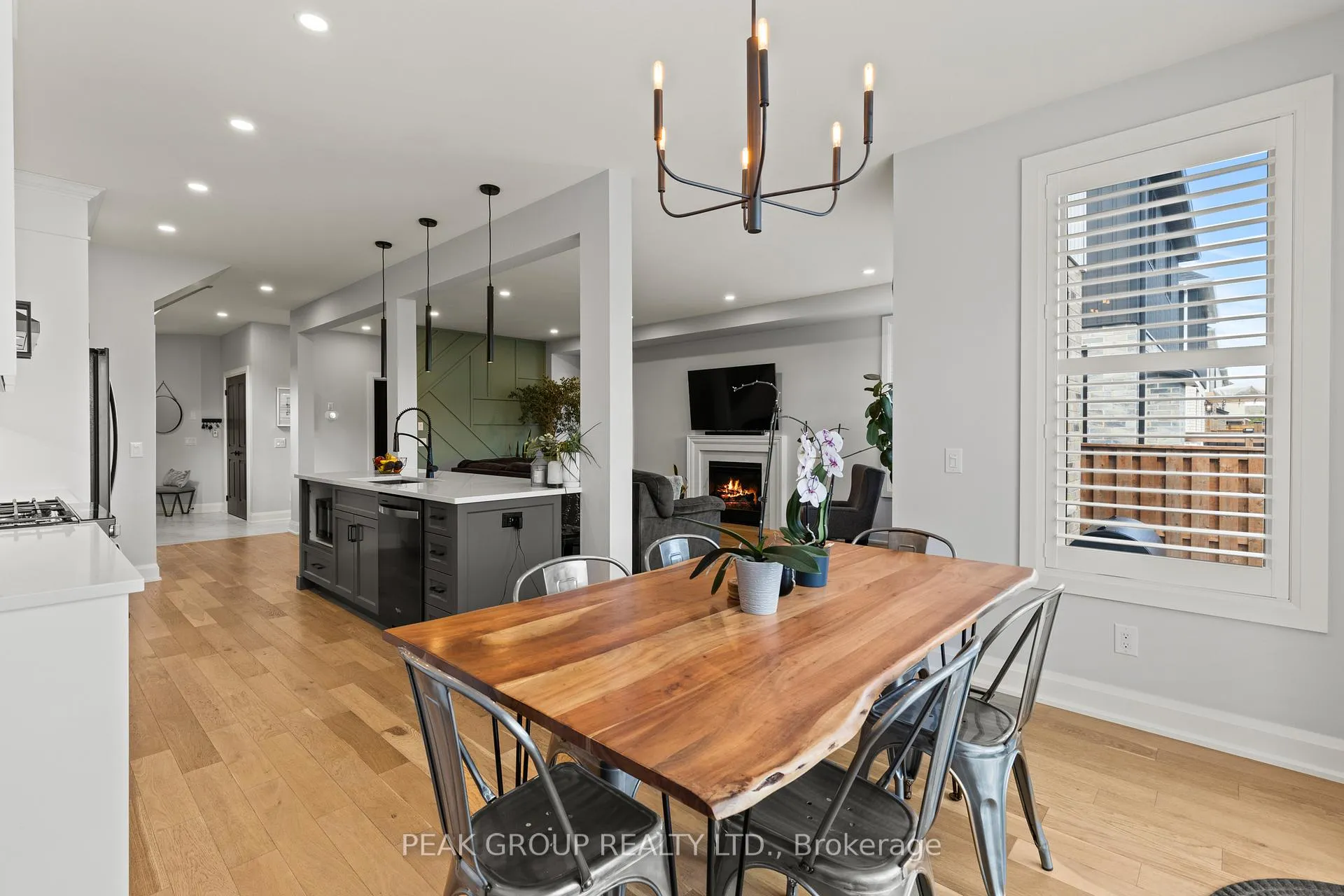 Photo 19 of 119 Susan Drive, Pelham, Fonthill — HOMEH
