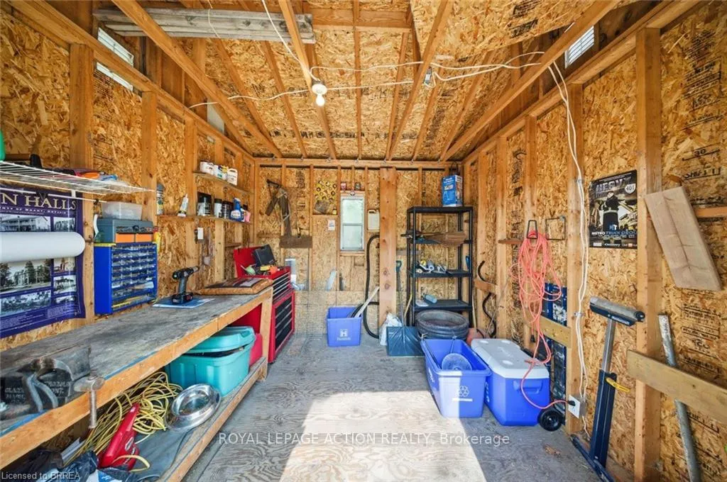 Photo 35 of 9 Keeton Lane, Brant, South Dumfries — HOMEH