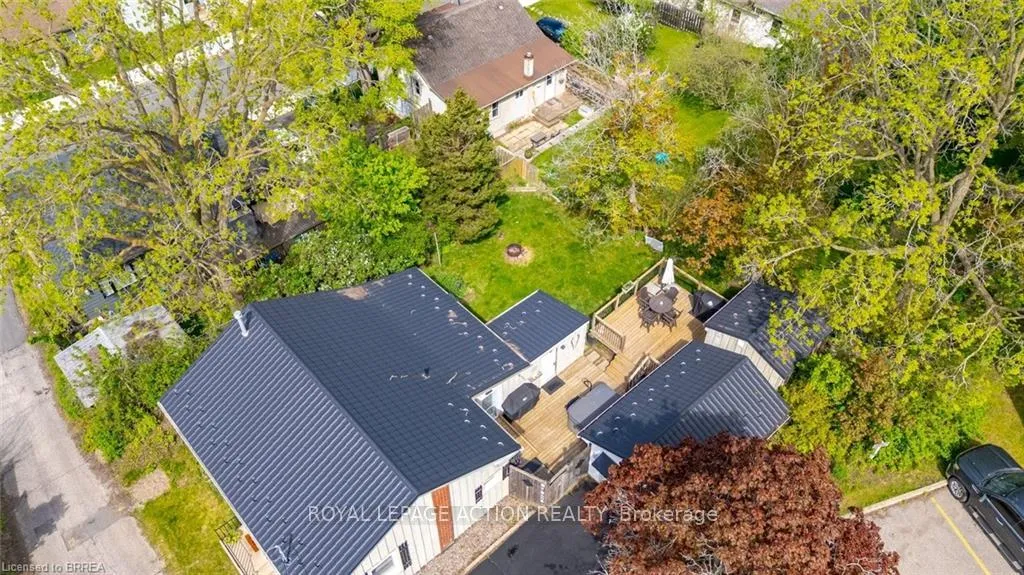 Photo 40 of 9 Keeton Lane, Brant, South Dumfries — HOMEH