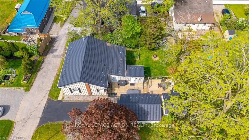 Photo 41 of 9 Keeton Lane, Brant, South Dumfries — HOMEH