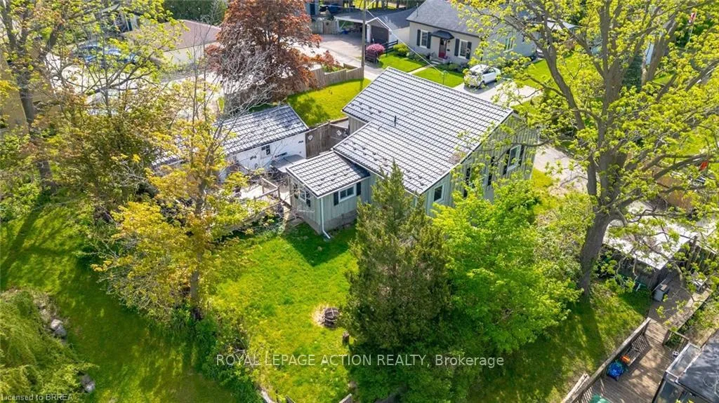 Photo 43 of 9 Keeton Lane, Brant, South Dumfries — HOMEH
